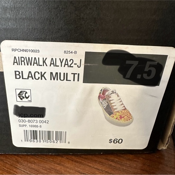 Airwalk Women’s Alya-J Black Multicolor Retro Sneaker NWT Various Sizes - Picture 10 of 10